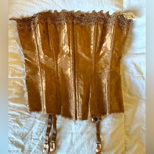 Size 36 corset in twig brown
